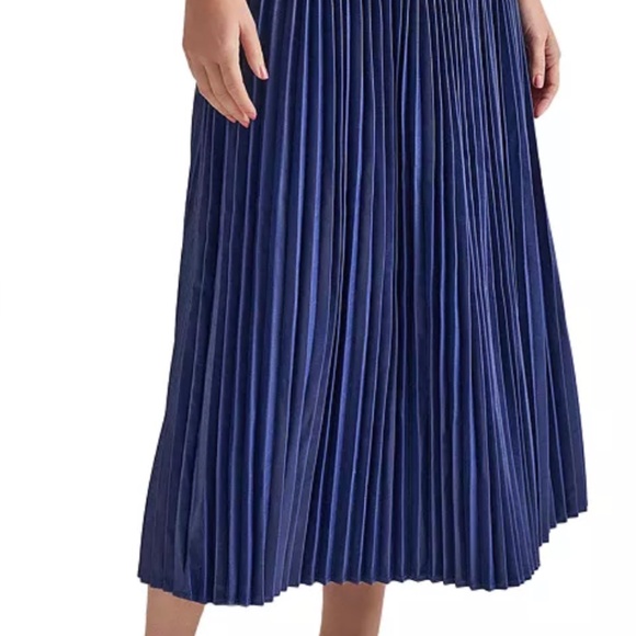 MISOOK FAUX LEATHER 2 PIECE SET - Picture 5 of 5